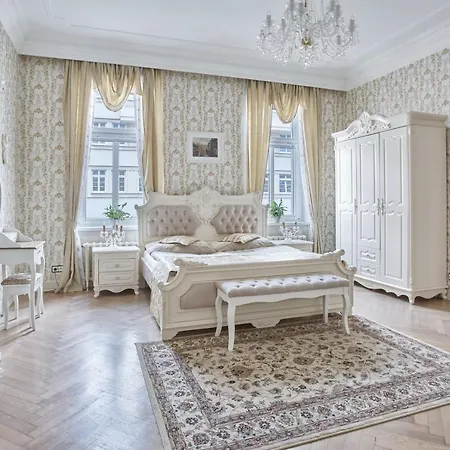 Apartment Luxury Nostalgia *