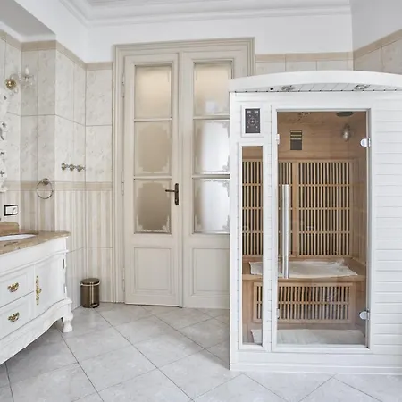 Luxury Nostalgia Apartment *