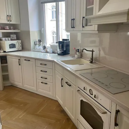 Luxury Nostalgia Apartment *