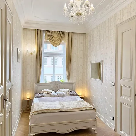 Luxury Nostalgia *